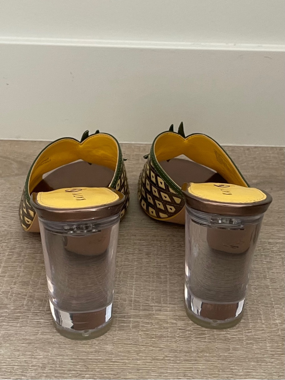 Katy Perry The Coolada Pineapple Mules Lucite Heel 9 (Fits 8-8.5) - Picture 8 of 13